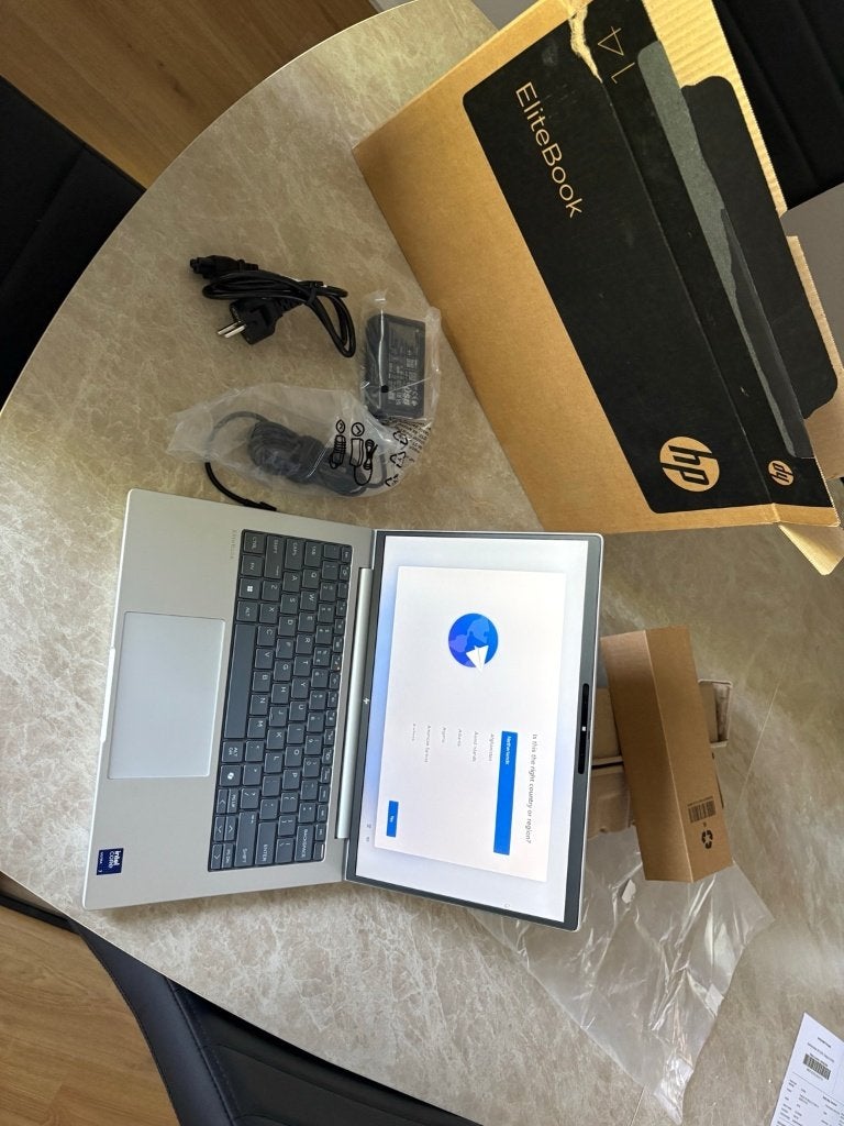HP EliteBook 840 G11 Core Ultra 7 16Go DDR5 SSD 512Go, Hp, Qwerty, 14 pouces, Intel core ultra 7 255H