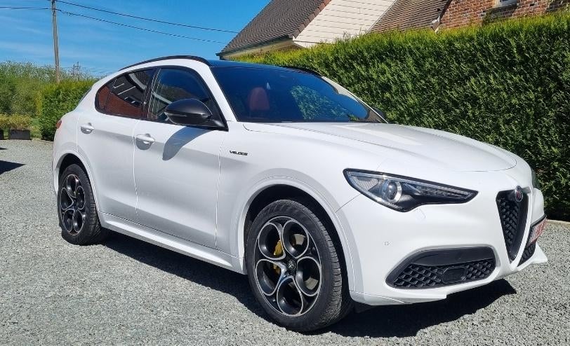 Alfa romeo stelvio veloce 2.0, Cuir, Achat, Euro 6, Carnet d'entretien