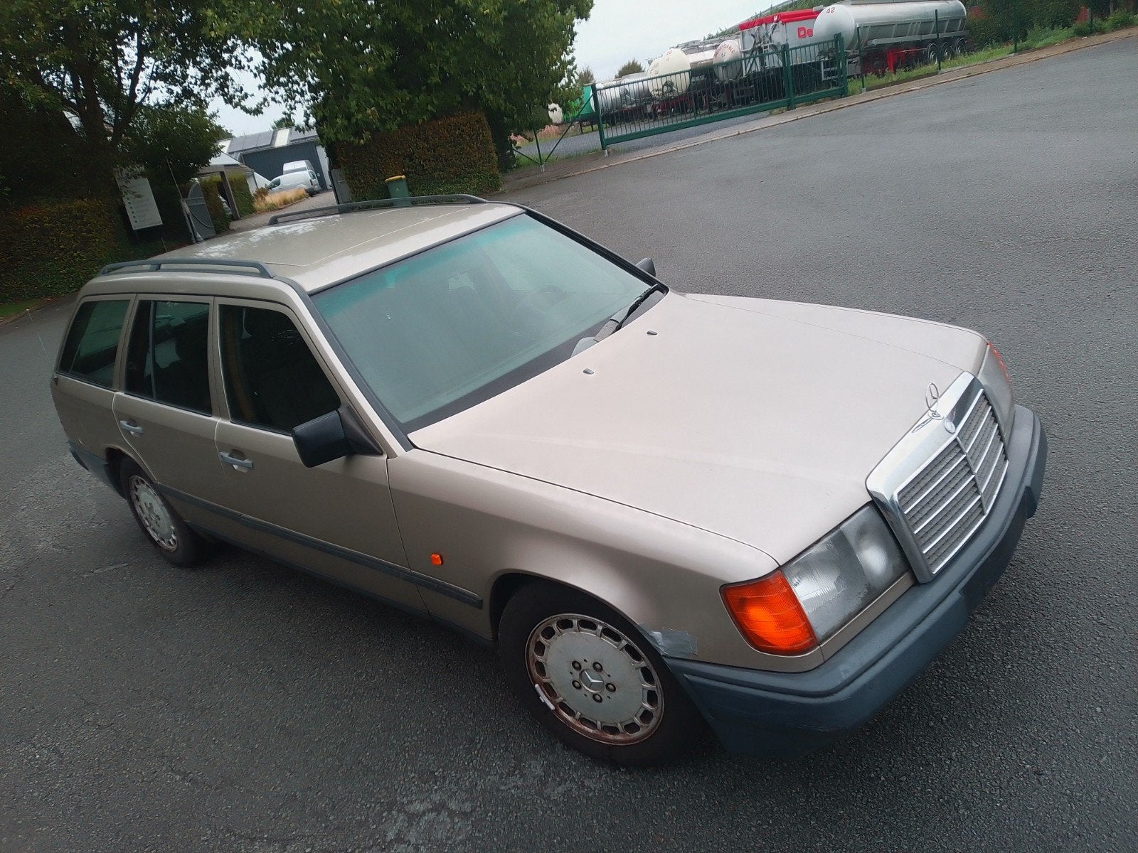 Mercedes w124 T 300d, Auto's, Bruin, Particulier, Te koop, Elektrische ramen