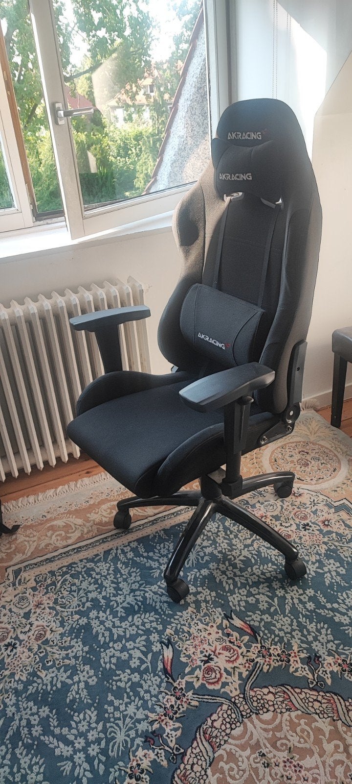 Chaise gaming AKRACING, Enlèvement