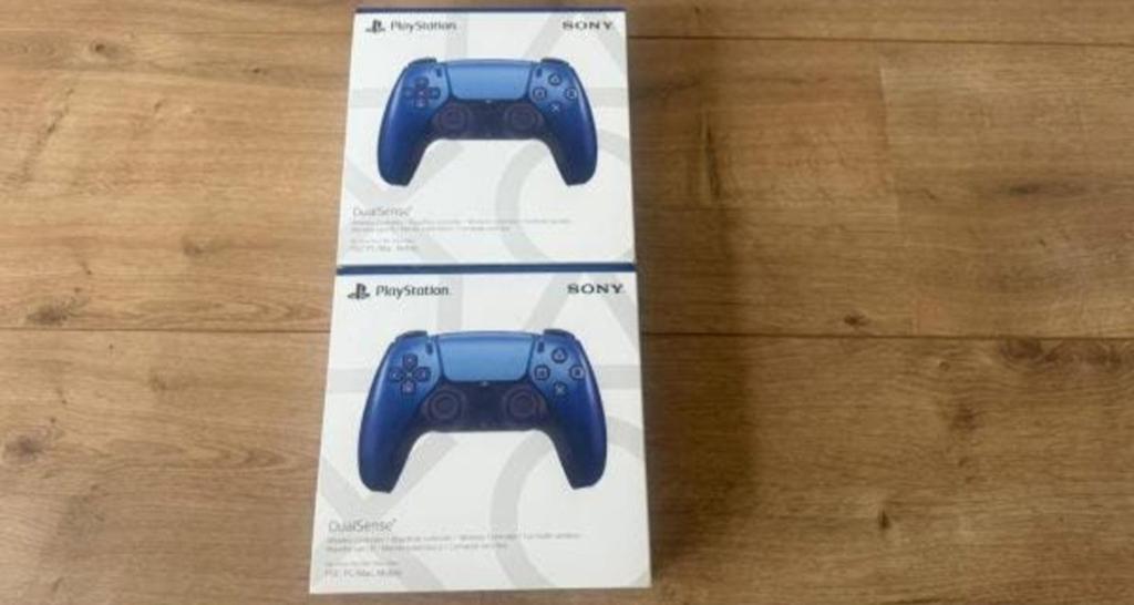 Ps5 2 controllers blauw, Games en Spelcomputers, Spelcomputers | Sony PlayStation 5, Verzenden