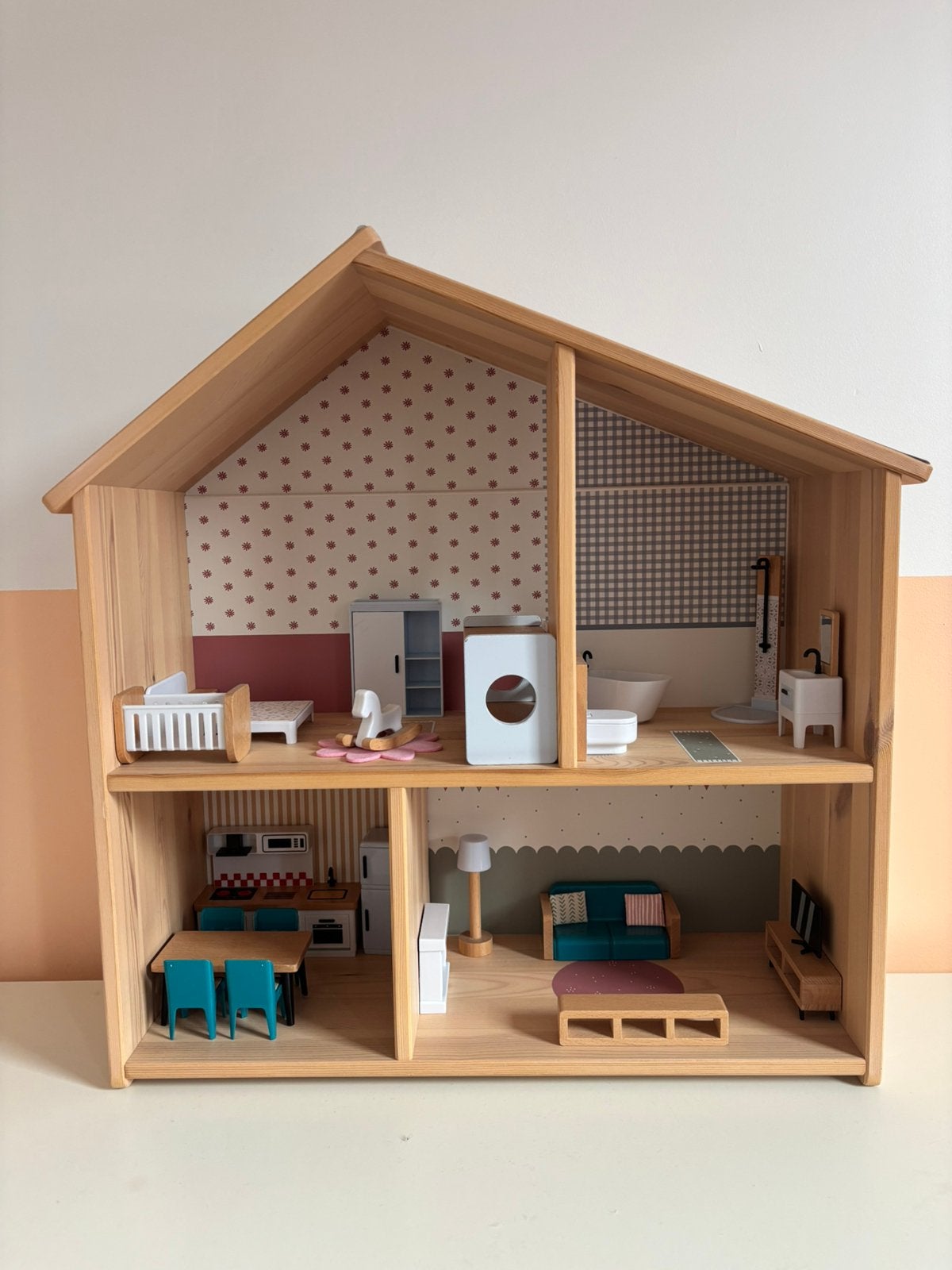 Poppenhuisje Ikea met meubels, Ophalen, Gebruikt, Poppenhuis