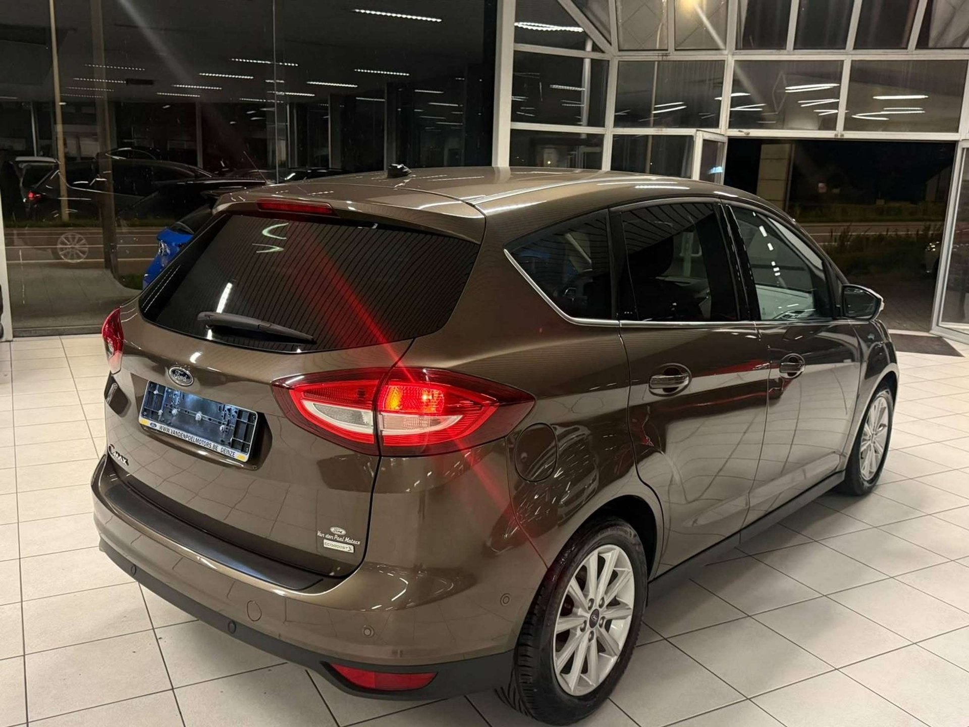 Ford C-MAX EcoBoost 1.0i Essence 92kW Euro 6b, Autos, Achat, 998 cm³, Euro 6, Entreprise