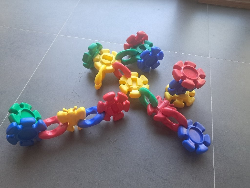 set opbouwvormen bloem gekleurd kunststof 22 stuks, Kinderen en Baby's, Speelgoed | Educatief en Creatief, Ophalen of Verzenden
