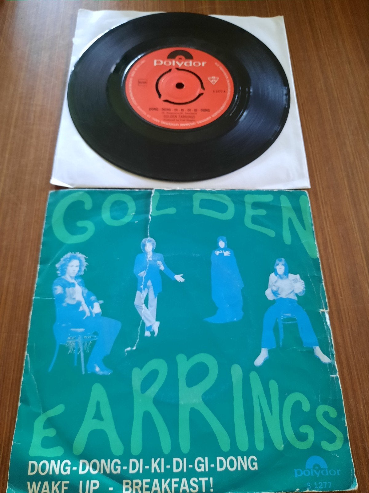 Golden earrings.Dong-Dong-Di-Ki-Gi-Gi-Dong, Enlèvement ou Envoi