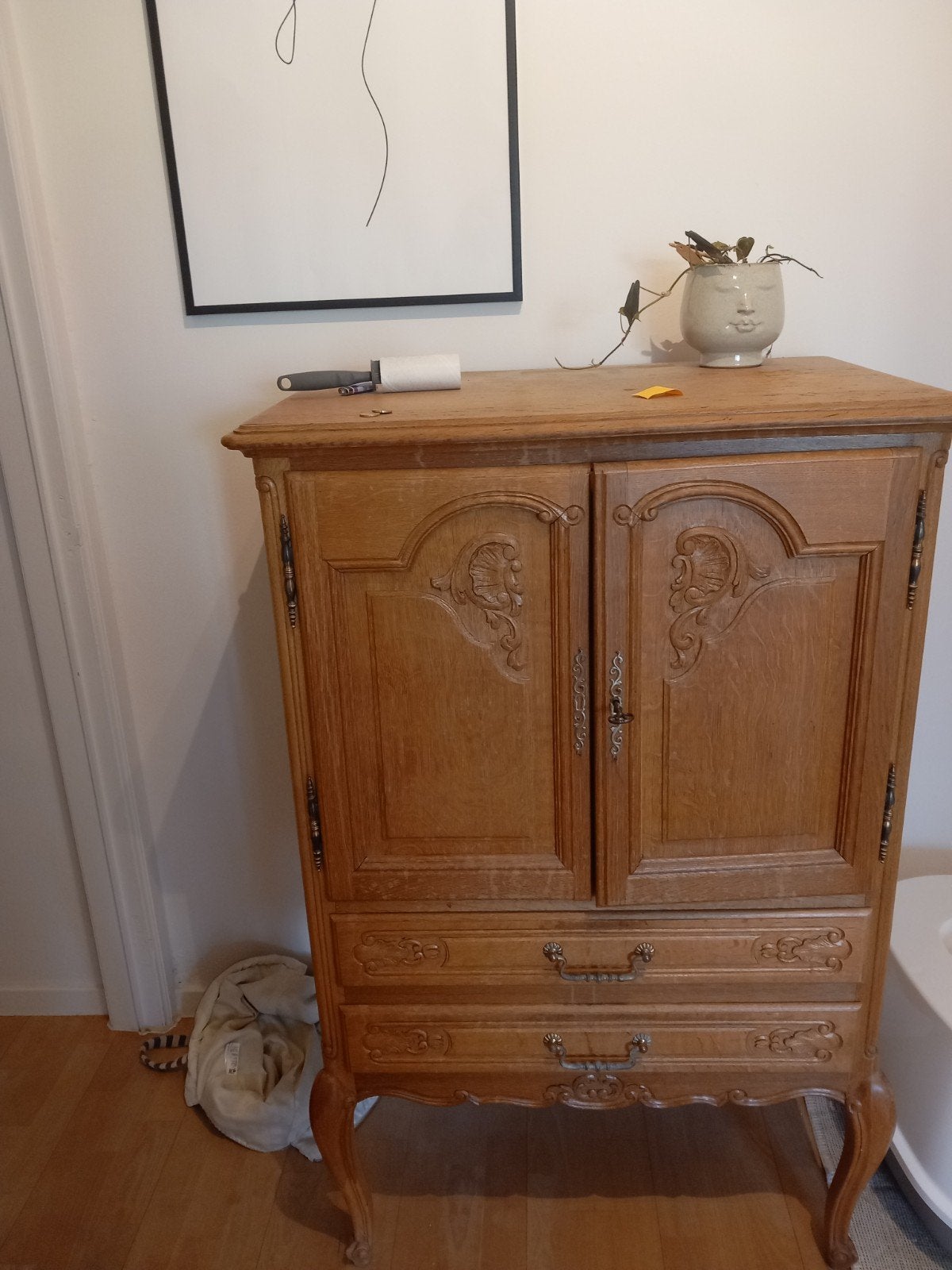 Gratis houten kast, Enlèvement
