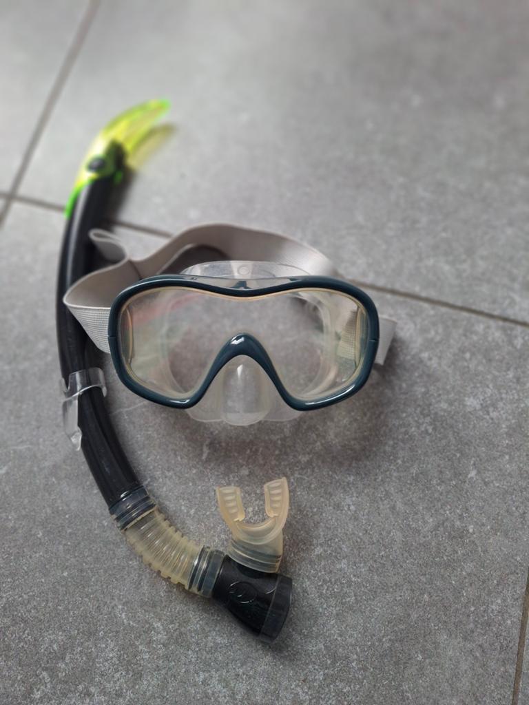 Duikbril + snorkel Decathlon maat L, Ophalen of Verzenden, Zo goed als nieuw, Snorkelset