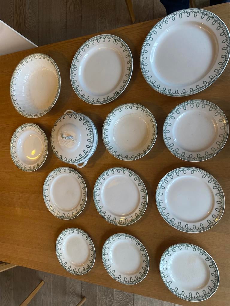 Zeer groot lot porselein service (140+ stuks), Ophalen