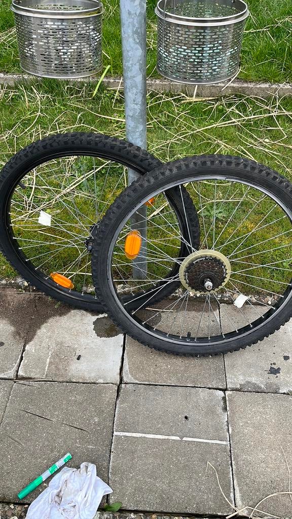 Fiets wielen, Fietsen en Brommers, Ophalen, Zo goed als nieuw