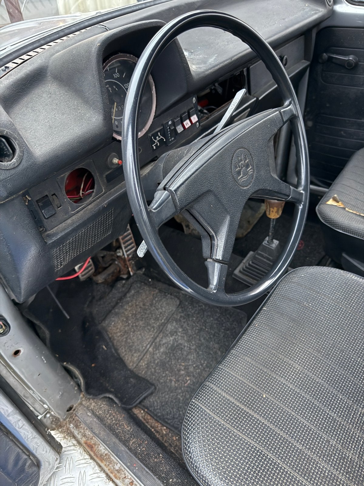Volkswagen Kever 1303 oldtimer, foto 8