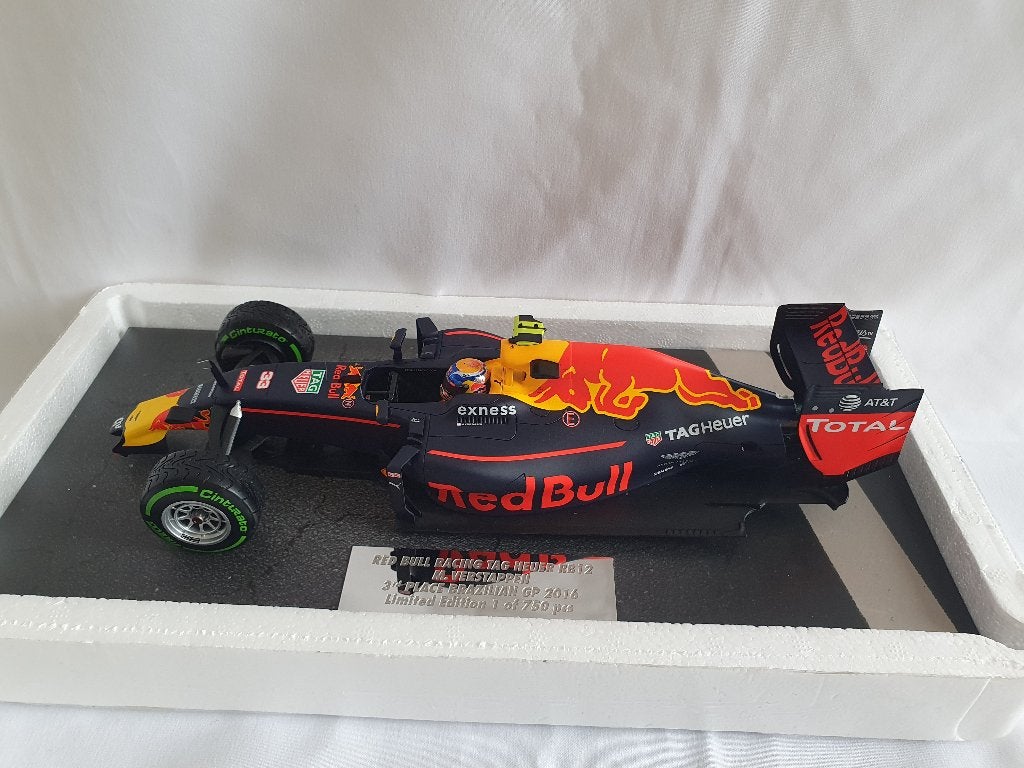 Max Verstappen RedBull RB12 Brazilië GP 2016 1:18 Minichamps, Ophalen of Verzenden, Zo goed als nieuw, Auto, MiniChamps