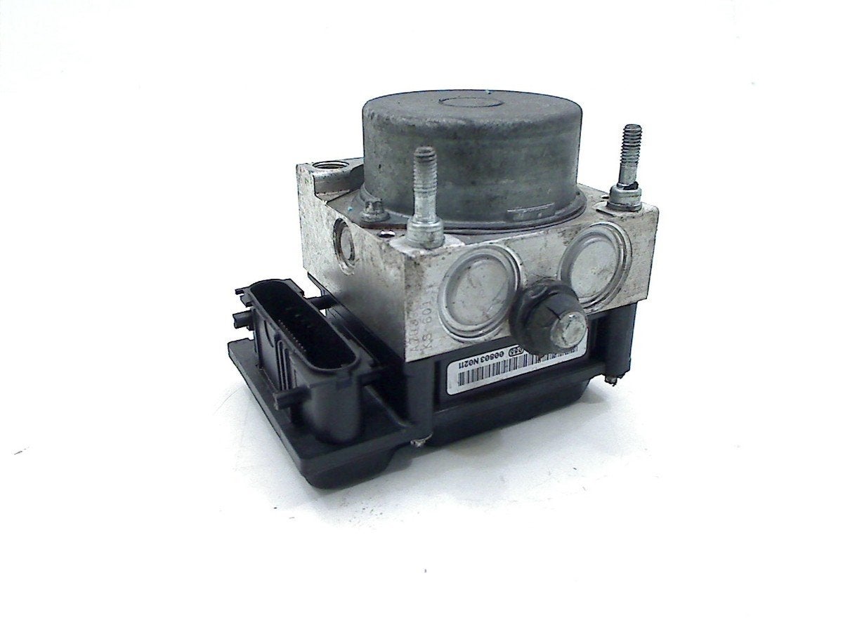 BLOC ABS (FREINS ANTI-BLOCAGE) BMW, Dhr. S. di Majo, Utilisé, Info@cama-motorparts.nl, P.J. Troelstraweg 8 8
3144 CX  MAASSLUIS, NL