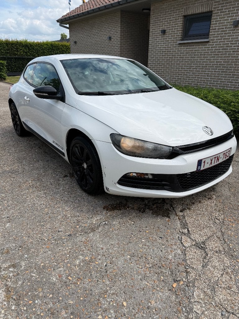 Volkswagen Scirocco 2009 LPG, 90 kW, Stof, 4 cilinders, Wit