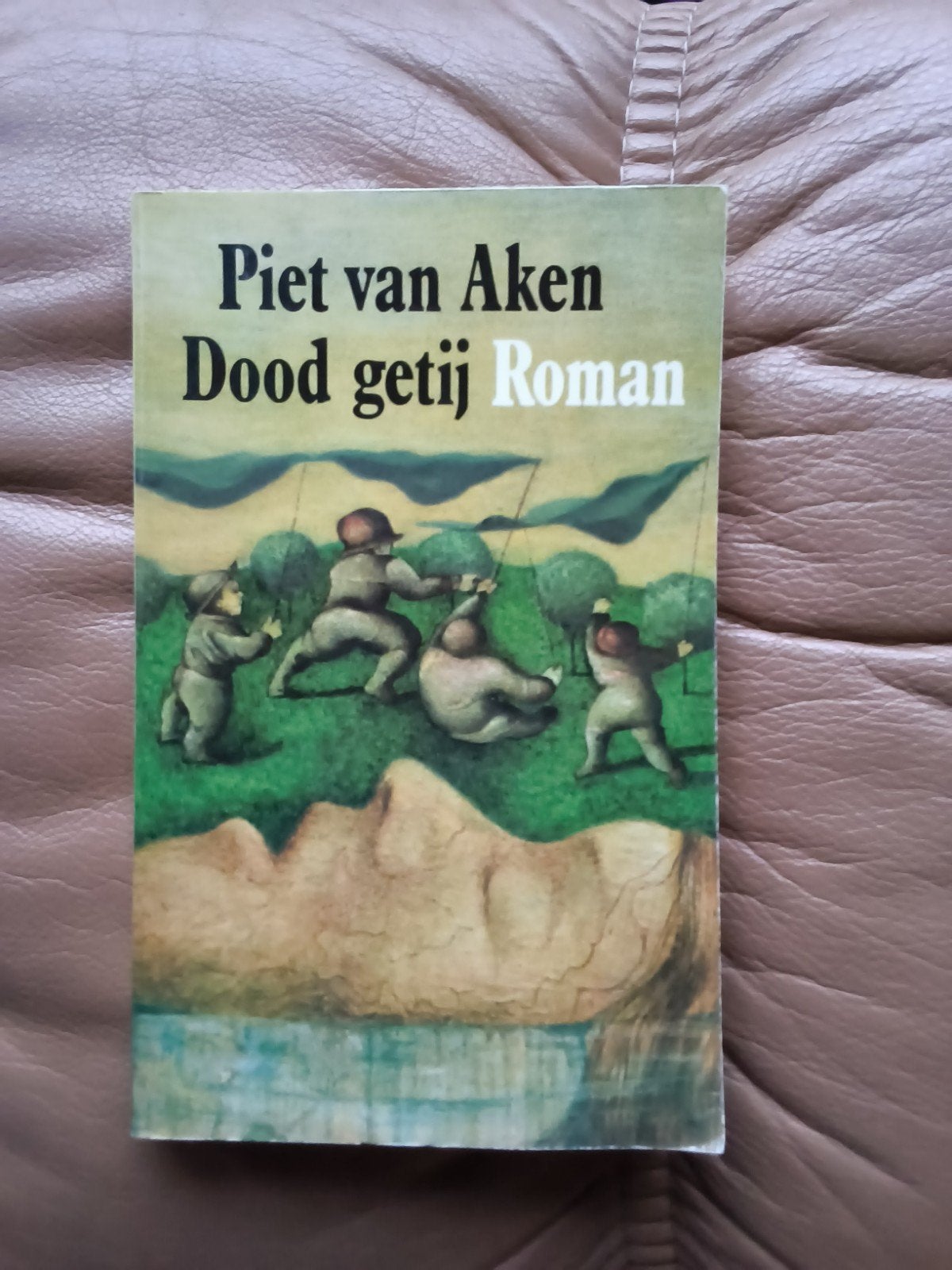 "Dood Getij" (Piet Van Aken) Uitgeverij Manteau, Boeken, Ophalen of Verzenden, Gelezen, Piet Van Aken