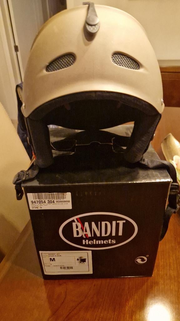 snowboard helm maat M merk Bandit, Sport en Fitness, Snowboarden, Ophalen, Zo goed als nieuw, Helm of Bescherming