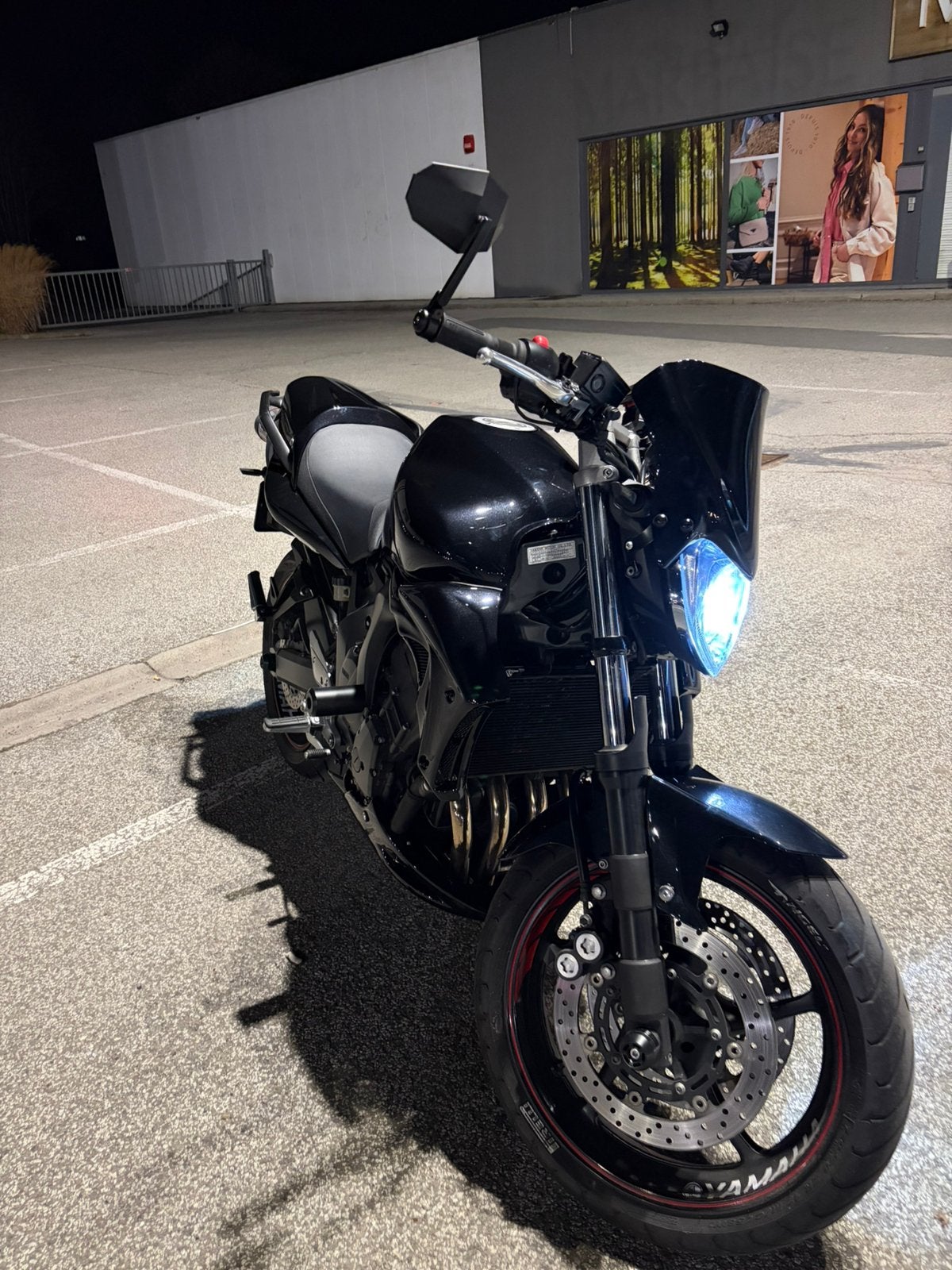 Yamaha FZ6 N S2 – 2009 – 16 000 km, Motos, Occasion, Plus de 35 kW, 4 cylindres, Éclairage LED