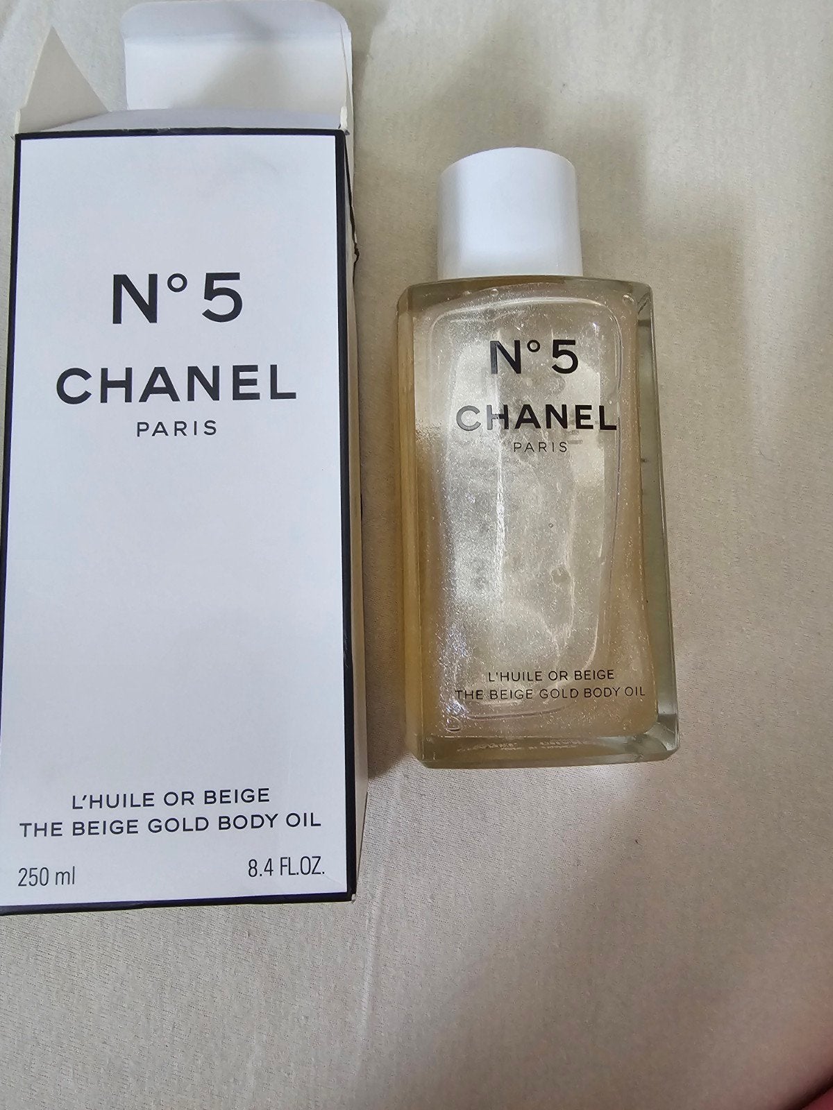 CHANEL N5 — L'HUILE POUR LE CORPS BEIGE DORÉ  250 ML, Enlèvement ou Envoi, Neuf