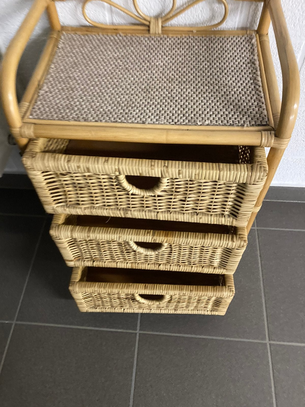 Hoekkastje/ hobbykastje, Enlèvement, Utilisé