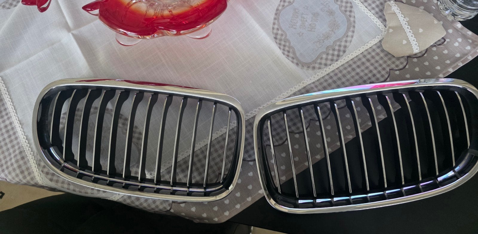 grill bmw 318d 2010-2011, Ophalen, Voor, BMW