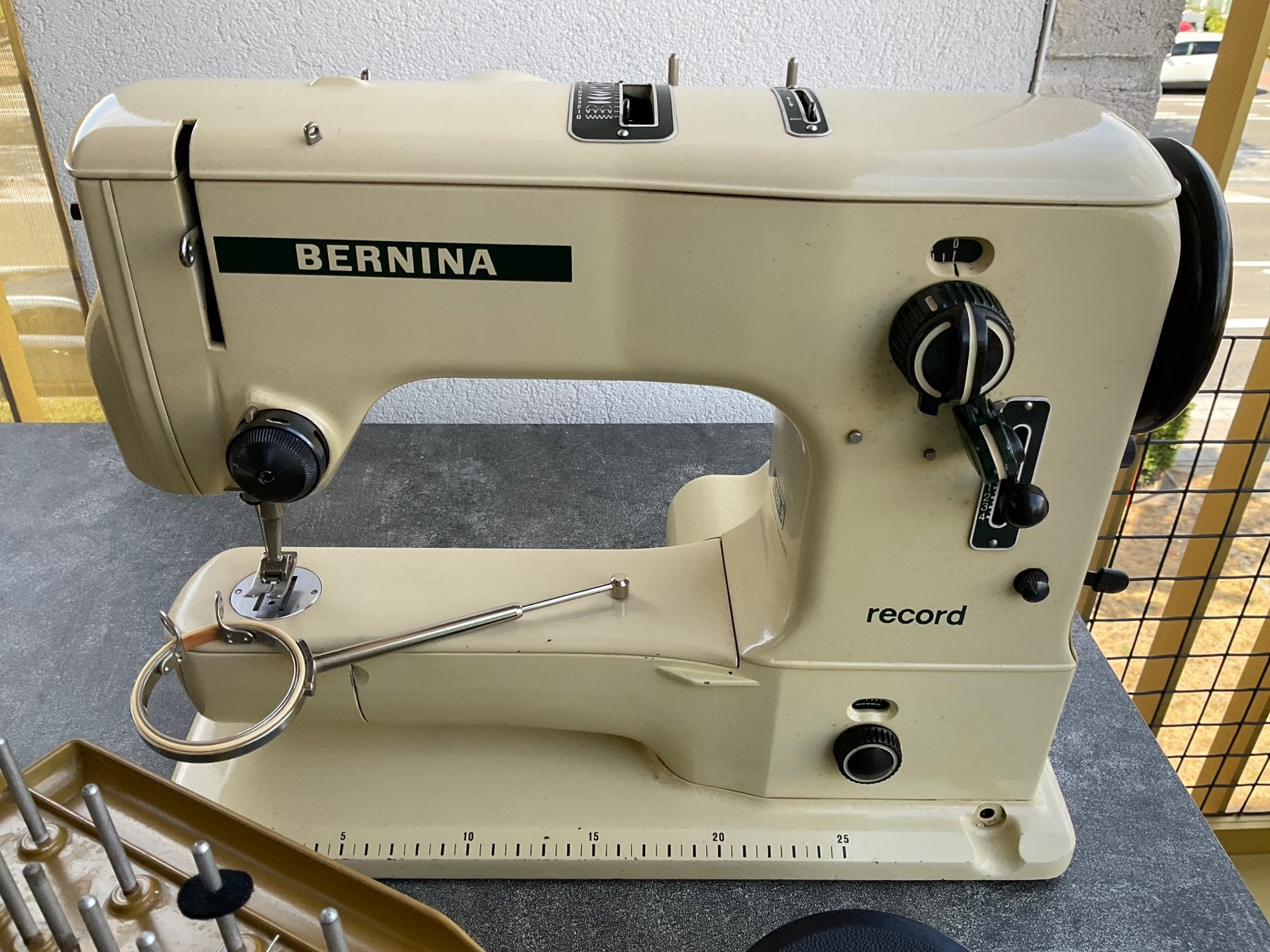 Machine à coudre BERNINA Record 530-3, Enlèvement, Machine à coudre, Bernina