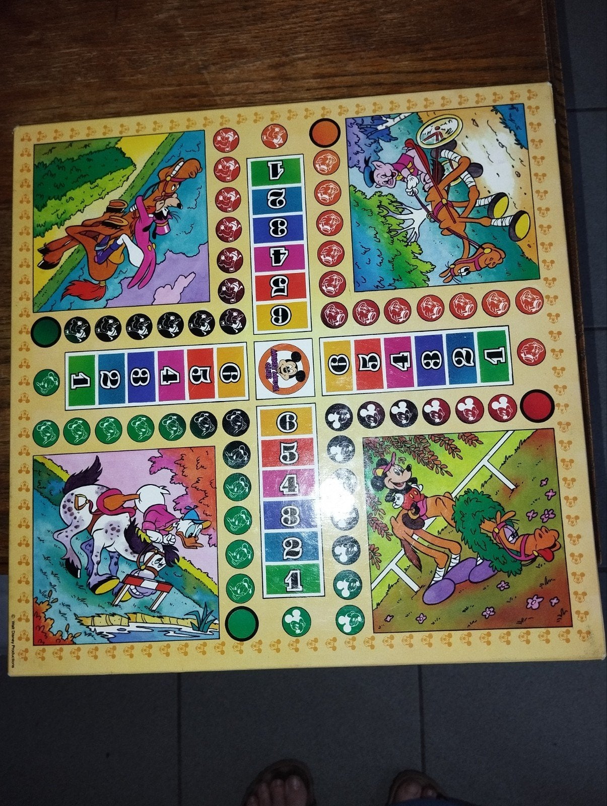 Disney spel in houten doos, Ophalen