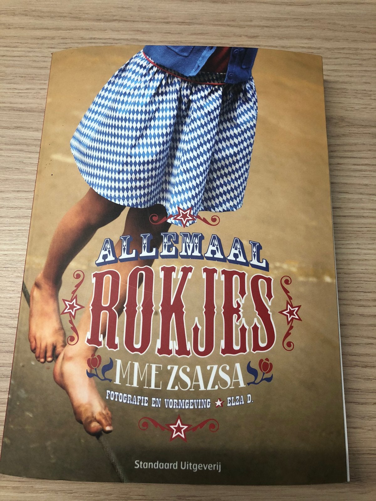 Boek: Allemaal rokjes, Mme Zsazsa, Ophalen of Verzenden, Zo goed als nieuw