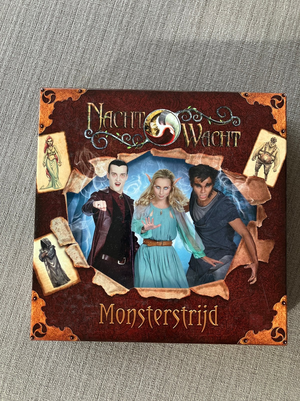 Nachtwacht monsterstrijd, Hobby en Vrije tijd, Ophalen of Verzenden, Zo goed als nieuw