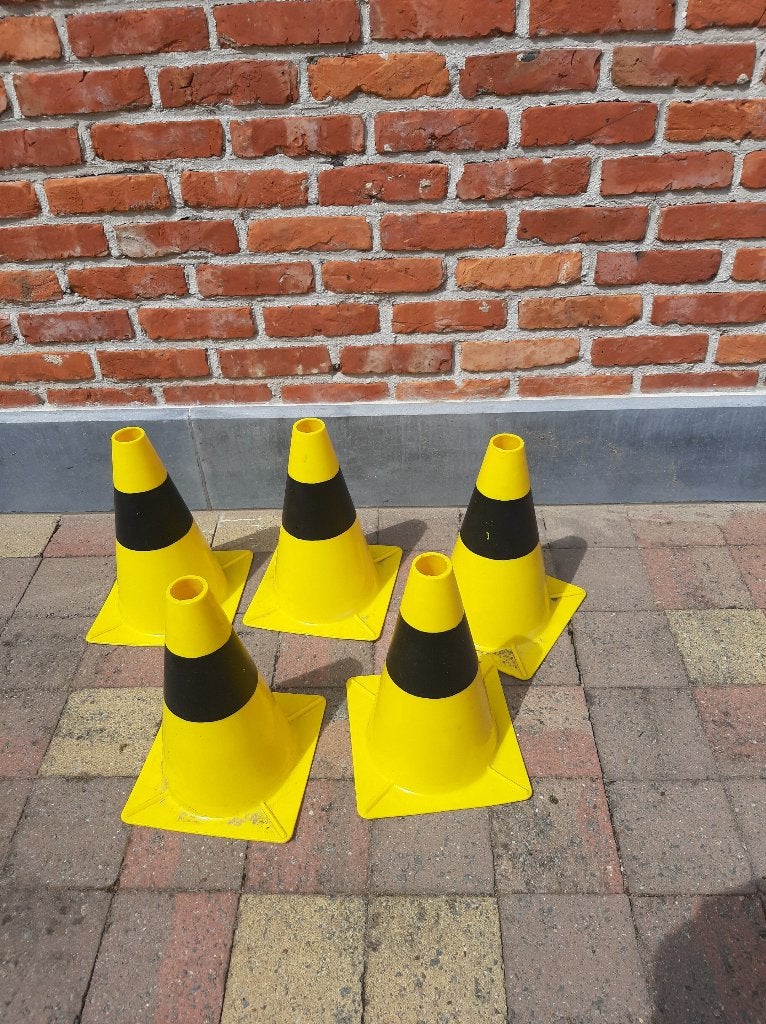 5 verkeerskegels 30cm, Ophalen, Nieuw, Overige Auto-onderdelen