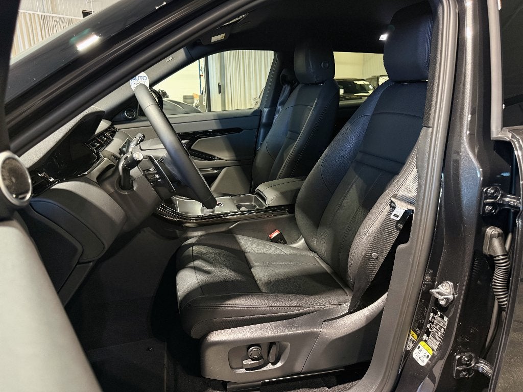 Land Rover Range Rover Evoque P200 AWD Carpathian Grijs, Auto's, Automaat, 4 cilinders, Leder, Bedrijf