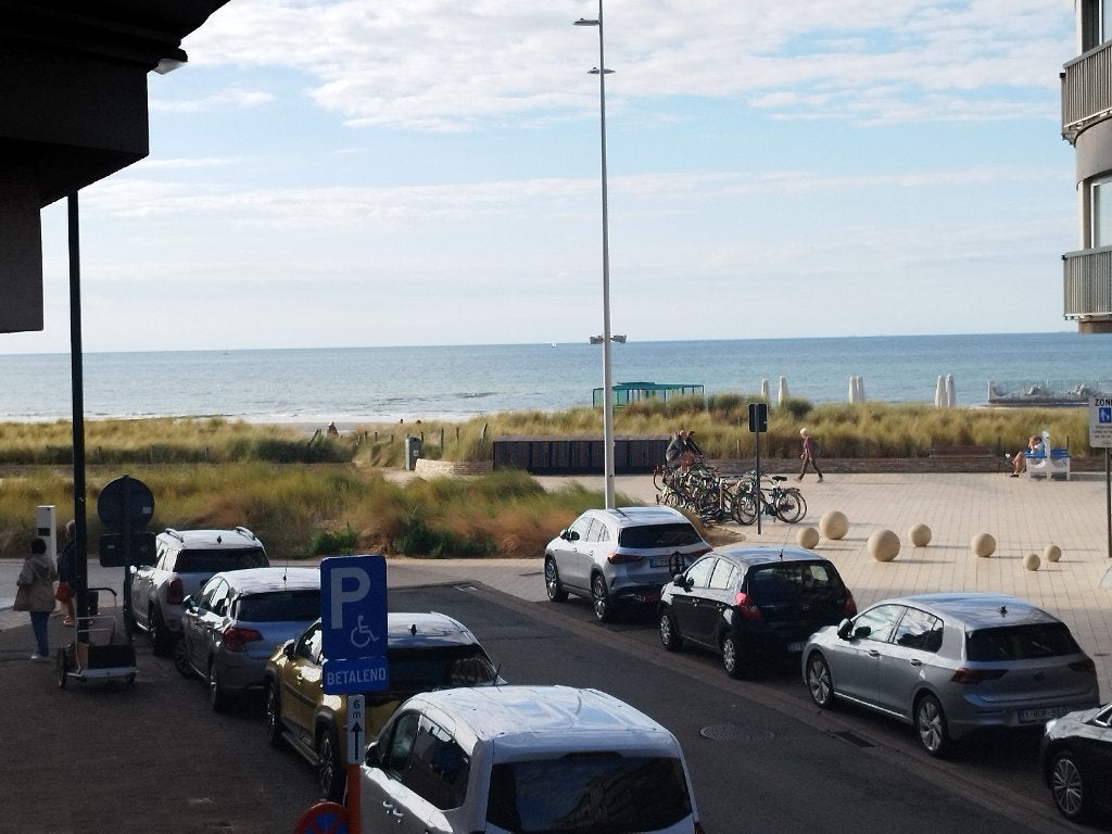 app. Westende, 2 chambres, vue latérale sur la mer, 1er étag, Immo, Westende-Bad, Ventes sans courtier, Jusqu'à 200 m², Appartement