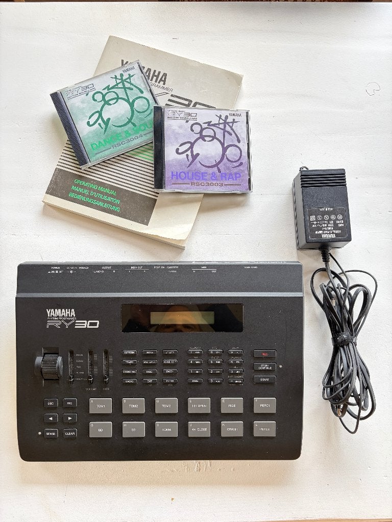 Yamaha RY30 (Boite à Rythmes), Muziek en Instrumenten, Ophalen of Verzenden, Gebruikt