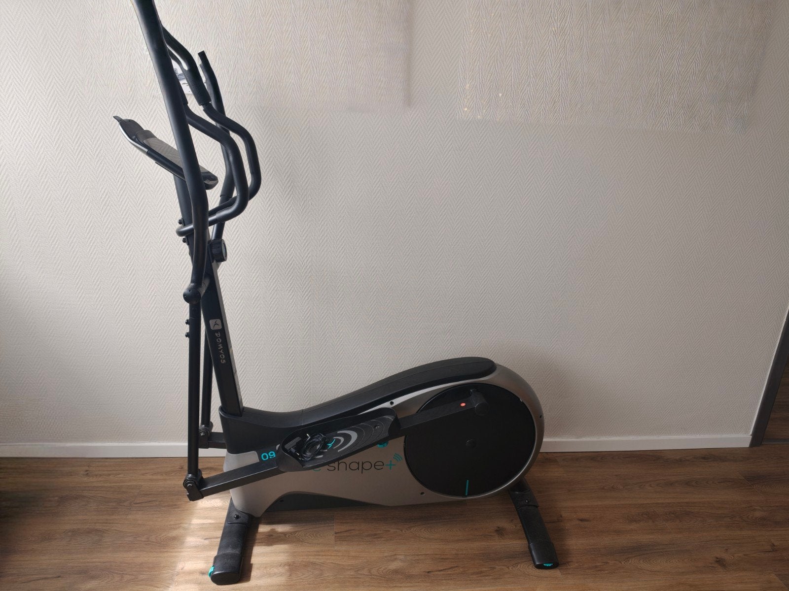 Vélo elliptique Domyos eShape+ 09, Sports & Fitness, Enlèvement, Vélo elliptique