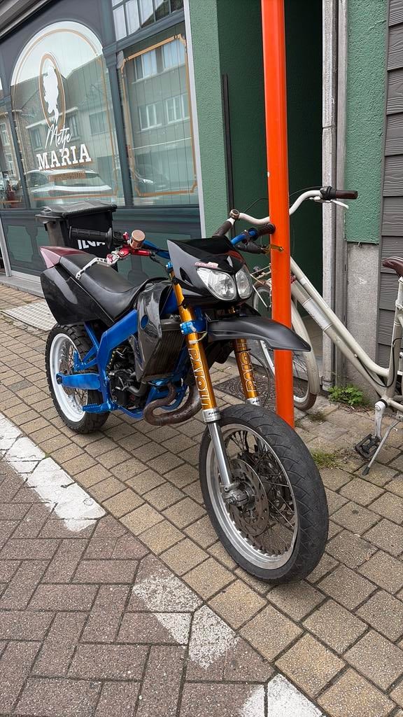 derbi senda sdr 2001, Fietsen en Brommers, Brommers | Crossbrommers, Zo goed als nieuw, Derbi, Ophalen