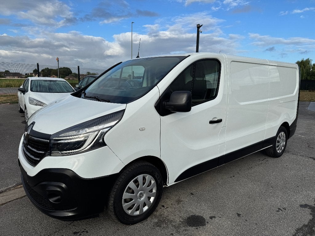 Renault Trafic 2.0 L2 lange versie 1st eig ohboek, Auto's, Bestelwagens en Lichte vracht, Voorwielaandrijving, Dealer onderhouden
