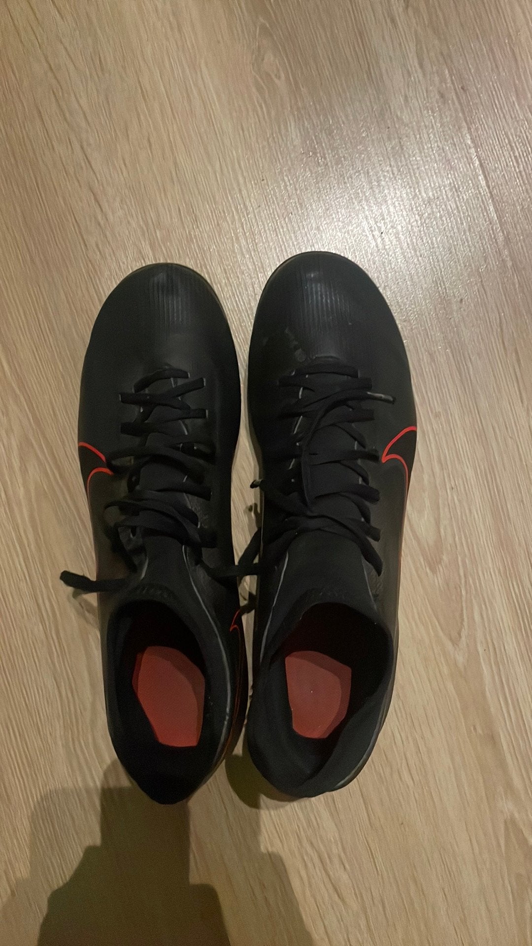 Zwarte nike voetbalschoenen, Sport en Fitness, Ophalen, Gebruikt, Schoenen