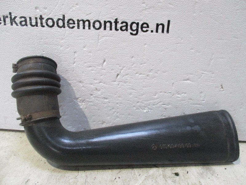 LUCHTAANZUIGSLANG Mercedes-Benz / 8 (W115) (615-094-00-09), Auto-onderdelen, Gebruikt, Mercedes-Benz, Dialog.mb@mercedes-benz.com