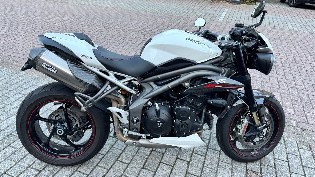 Triumph Speed Triple RS, Motos, Occasion, Plus de 35 kW, Particulier, 3 cylindres