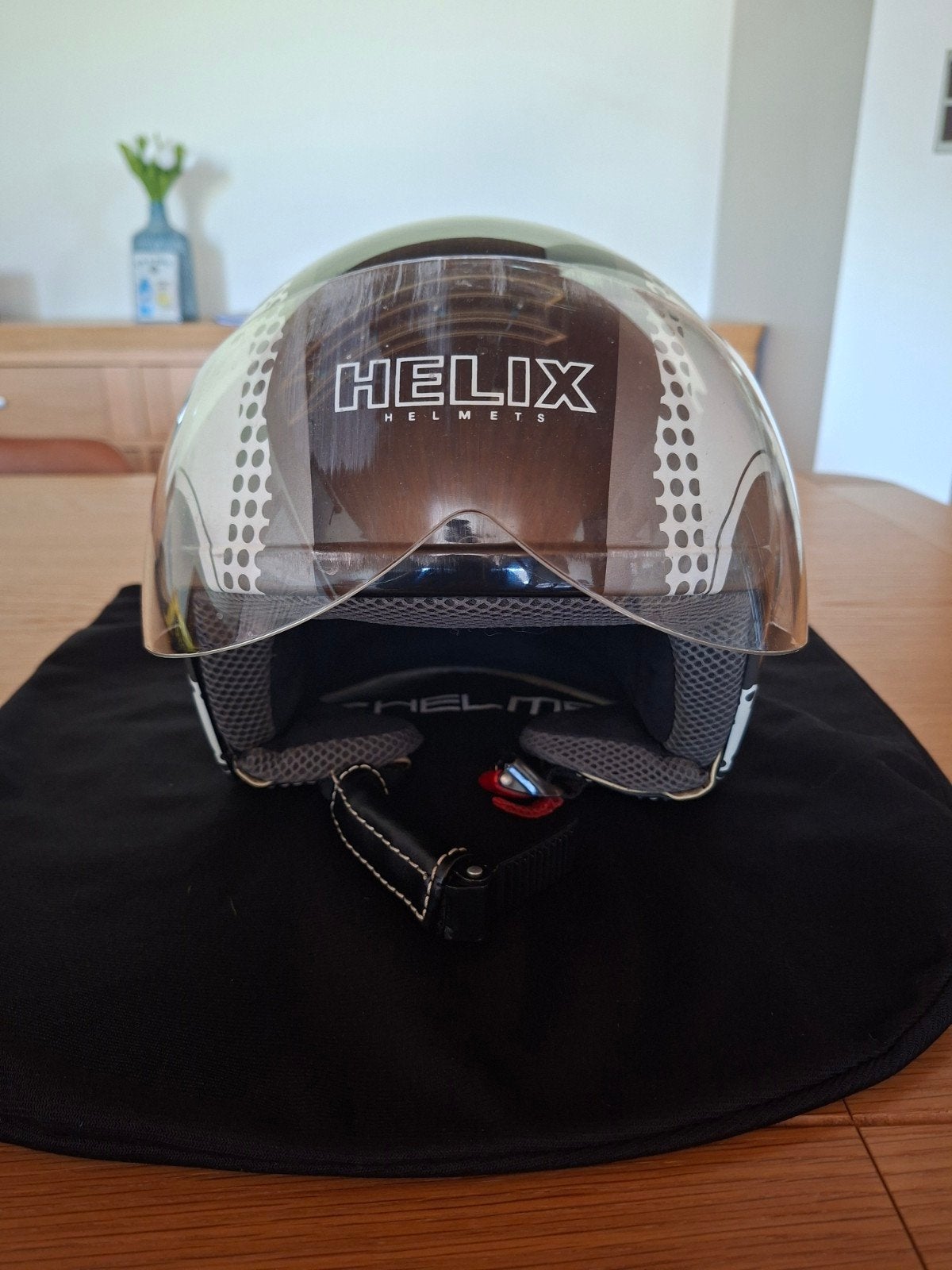 Brommerhelm, Ophalen