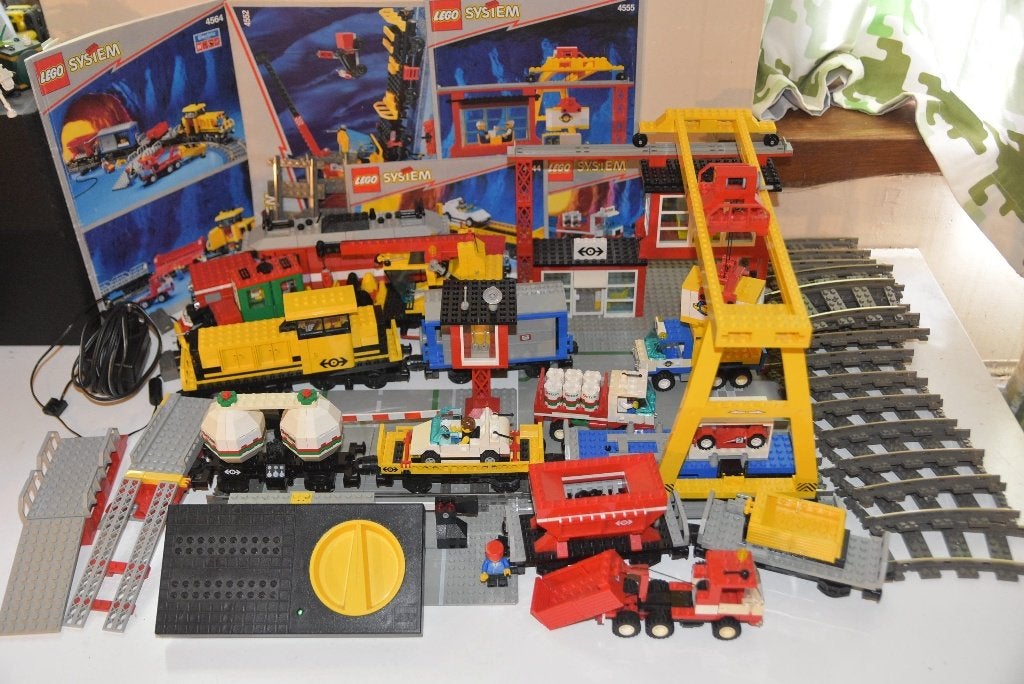 Lot 9V Lego treinen en toebehoren, Overige thema's, Lego, Inclusief instructies, Ophalen of Verzenden