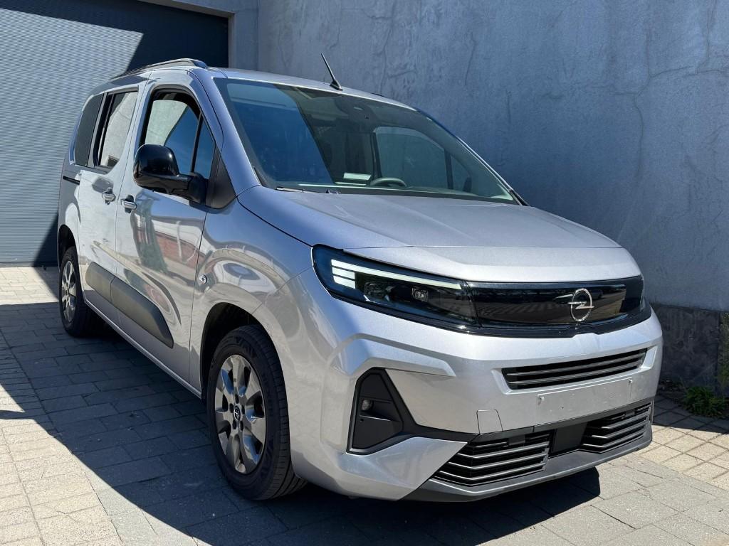 OPEL COMBO 1.5 DIESEL AUTOMAAT 5 ZITPLAATSEN 33000 KM, Automaat, Euro 6, 4 cilinders, Zilver of Grijs