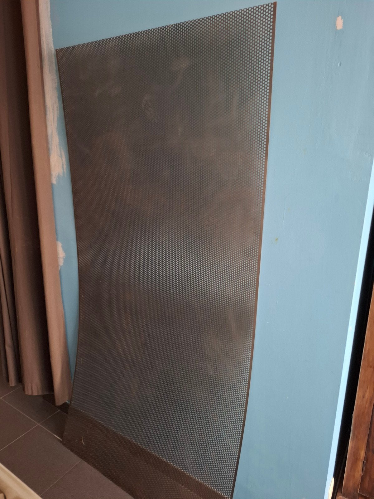 Geperforeerde metalen panelen. 2 m op 1m. i´, Ophalen, Zo goed als nieuw, 50 tot 100 cm, 150 tot 200 cm