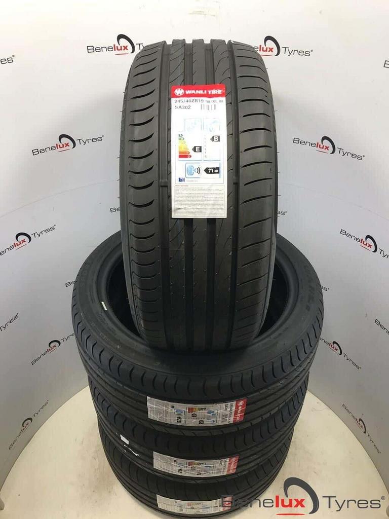 NIEUW 245/40ZR19 245/40R19 245/40/19 ZR19 R19 2454019 245/40, Neuf, 245 mm, -, Véhicule de tourisme