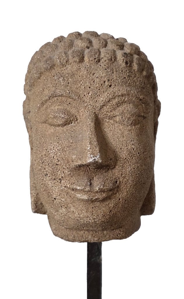 Tête de Bouddha en pierre sur socle., Enlèvement ou Envoi, Comme neuf, 35 cm