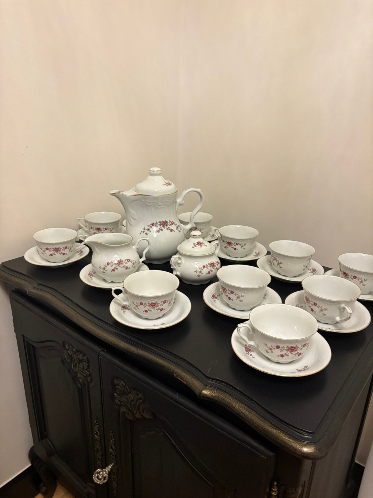 Superbe Service à Café / Thé Vintage en Porcelaine Karolina, Antiquités & Art, Enlèvement ou Envoi