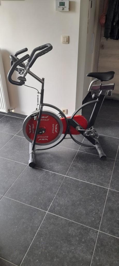 fitness, Vélo de spinning, Aluminium, Comme neuf, Enlèvement