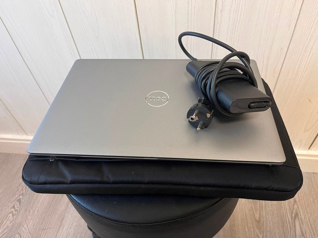 Dell Precision 3560 laptop i7, Informatique & Logiciels, Ordinateurs portables Windows, 11th Gen. Intel® Core™ i7 Processor, Enlèvement