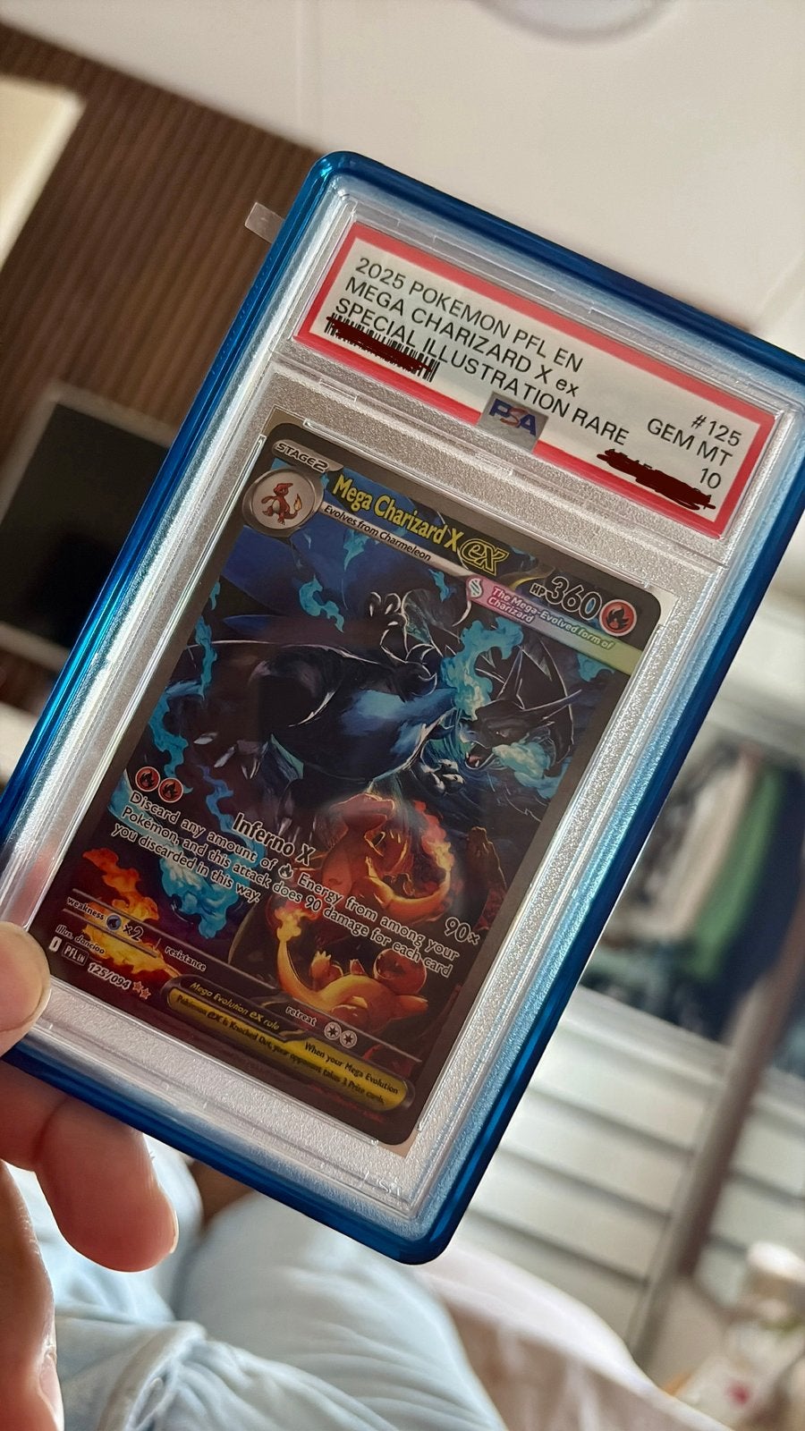 Mega charizard x ex, Hobby en Vrije tijd, Ophalen of Verzenden, Zo goed als nieuw