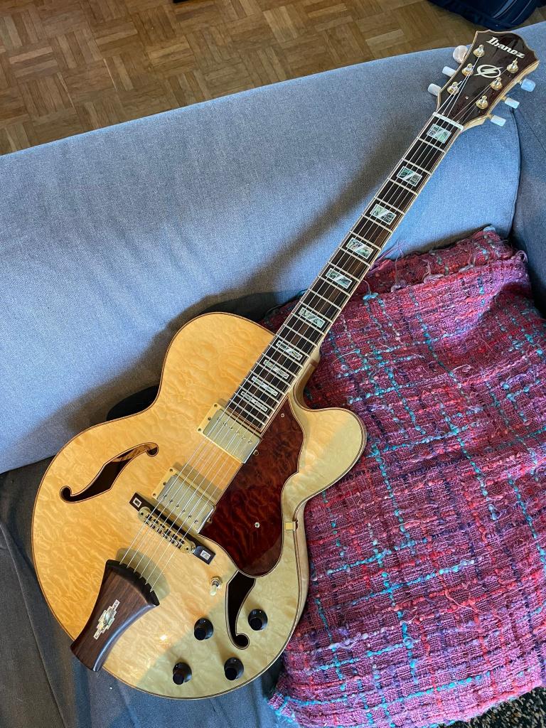 Ibanez AF125, Ophalen, Zo goed als nieuw, Hollow body, Ibanez
