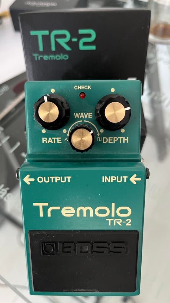 Boss TR-2 Tremolo, Enlèvement ou Envoi, Comme neuf