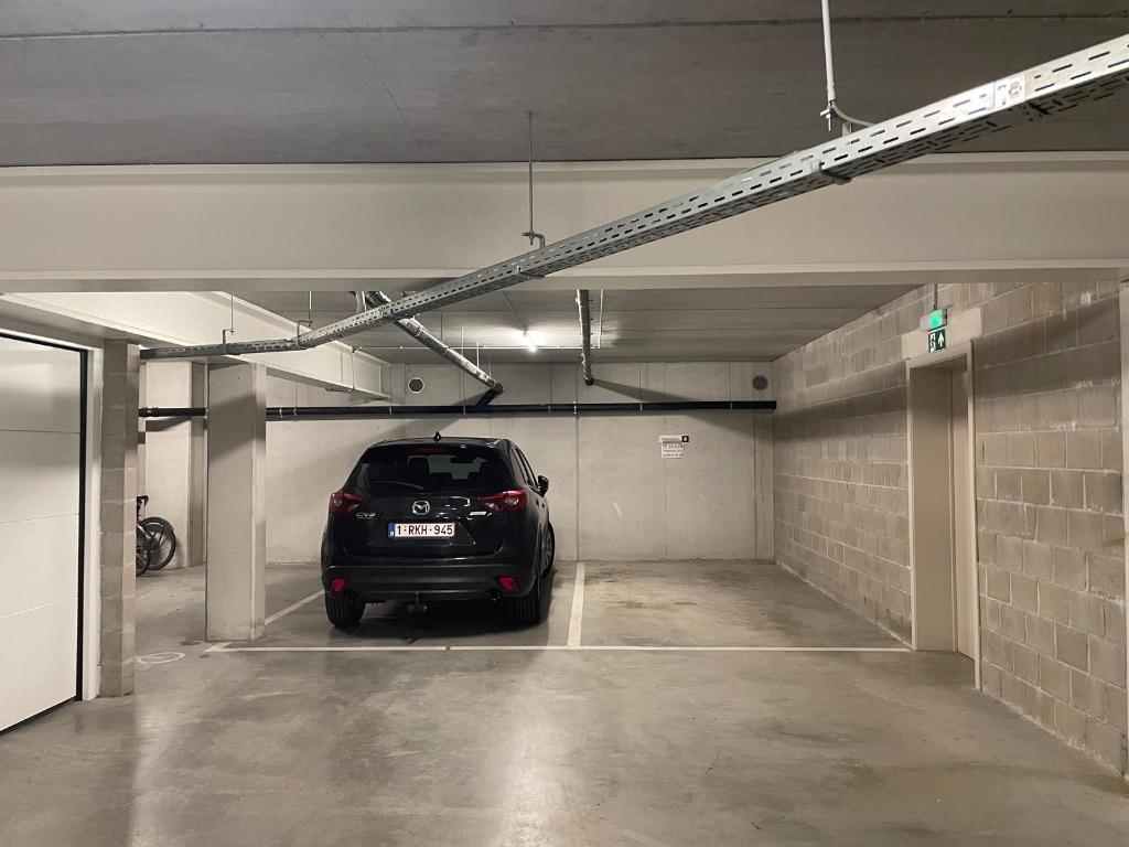 Parkeerplaats garage Pampoelstraat Dilbeek, Immo, Appartementen en Studio's te huur, Provincie Vlaams-Brabant
